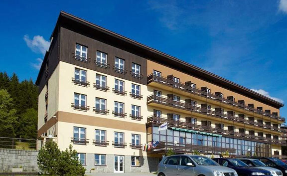 人員密集的生產(chǎn)加工車間,員工集體宿舍消防設(shè)